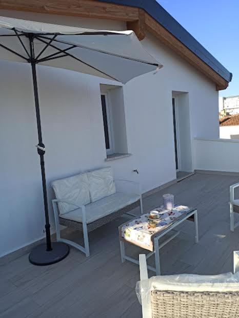 Casa Ghirthalos Nuoro  Zewnętrze zdjęcie